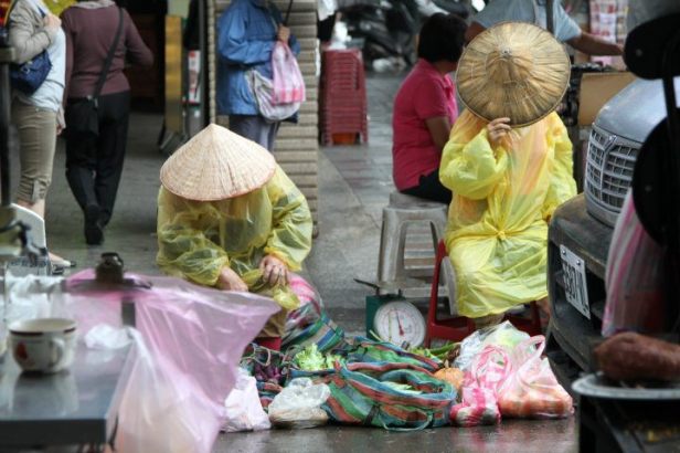 301446_10150319473895949_243702622_n