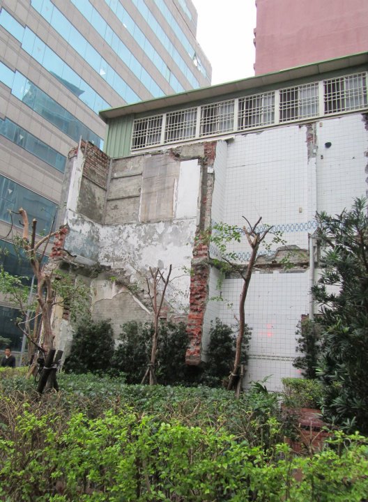 311706_10150319487235949_1998114455_n-2