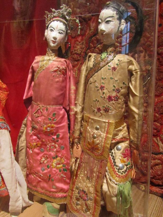 316337_10150325886360949_378656112_n